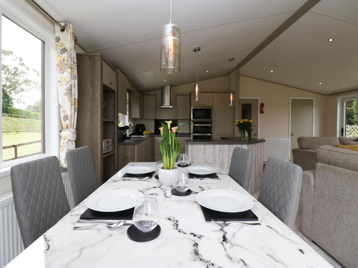 Hill View, Lilac Lodge 웨어햄 외부 사진